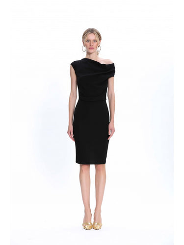Low-cut Short-Sleeved Dress / Black