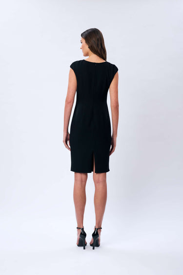 Asimetrik Yaka Elbise