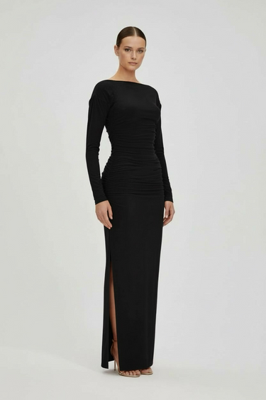 Kayık Yaka Gece Elbisesi